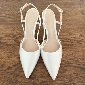 Porte & Paire White Satin Slingback Pumps